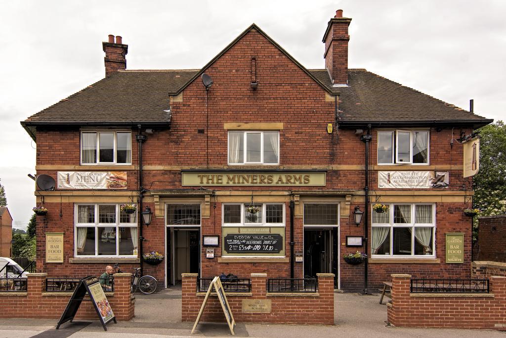 Hotel The Miners Arms Leeds  Exterior foto
