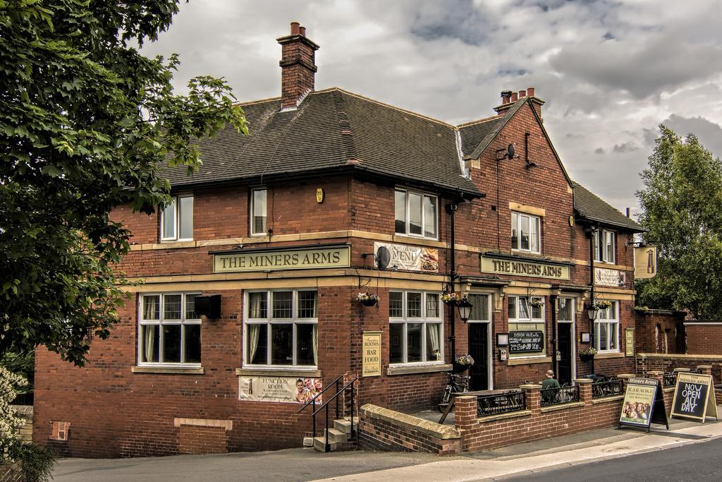 Hotel The Miners Arms Leeds  Exterior foto